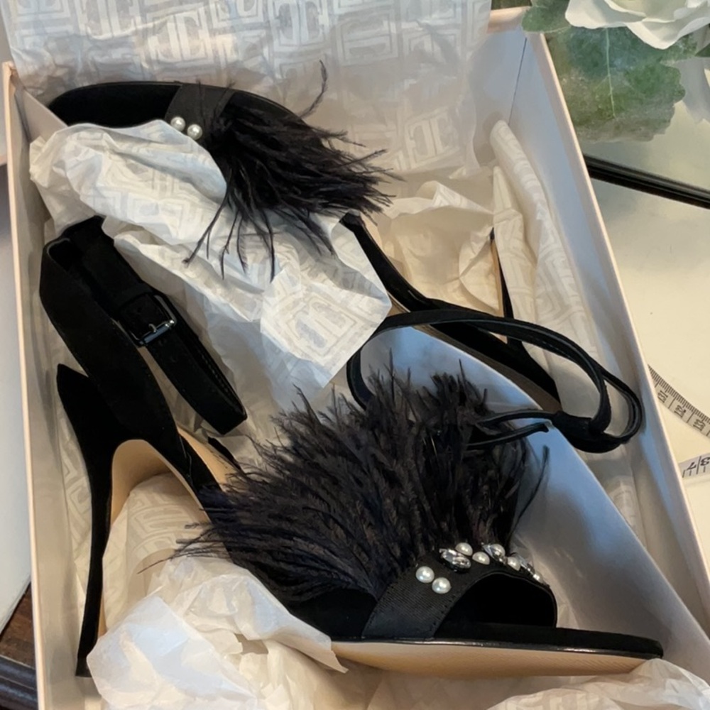 Ivanka Trump Black Stiletto Heels with Feather Embellishments - Picture 4 of 9